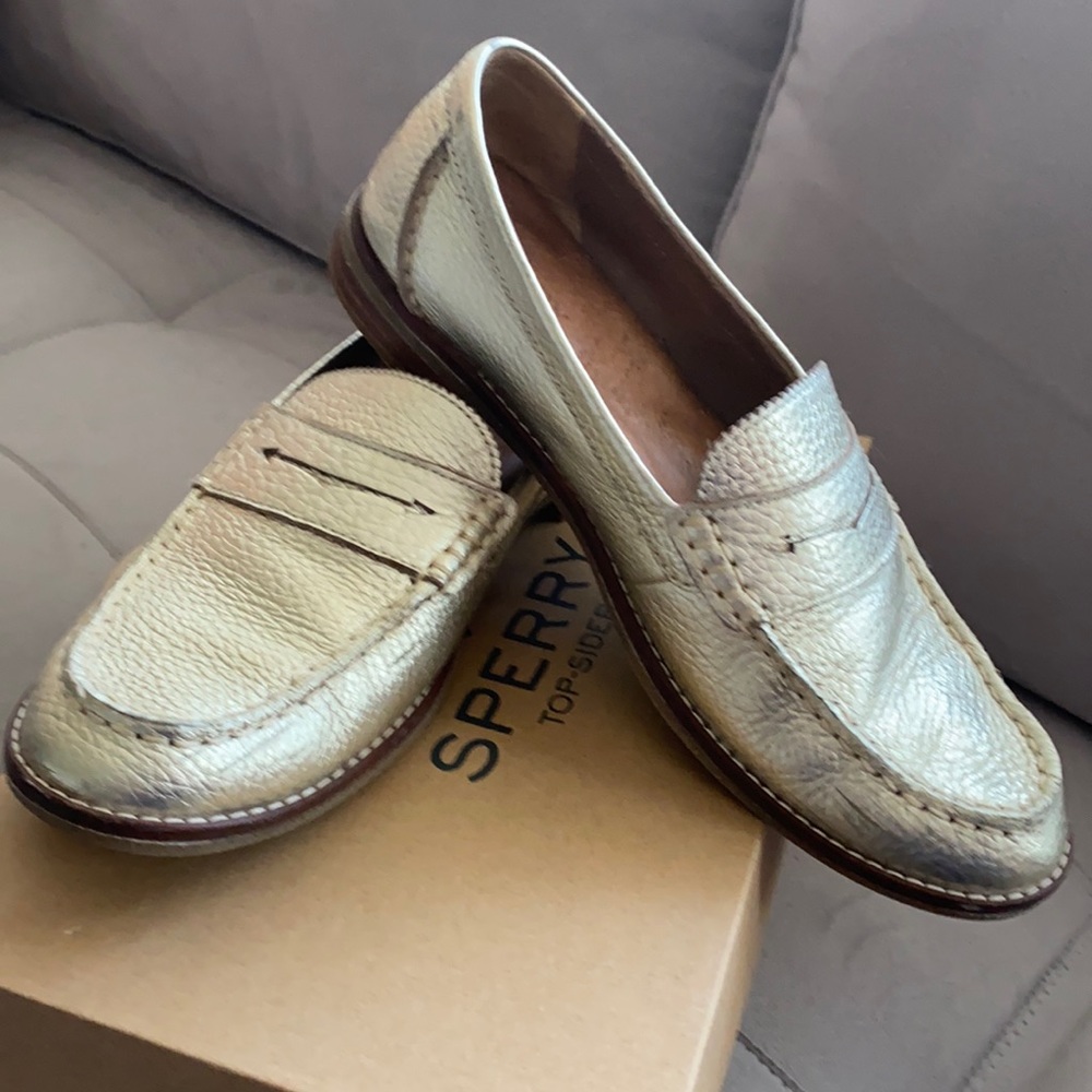 Sperry Seaport Penny loafer